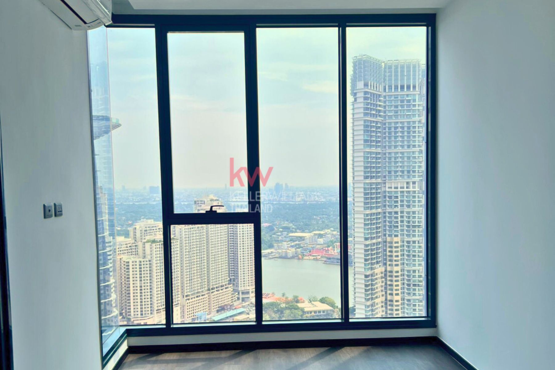 Sapphire Condominium Rama 3