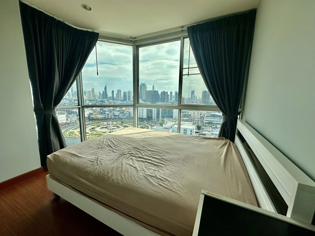 เช่าThe Niche Taksin