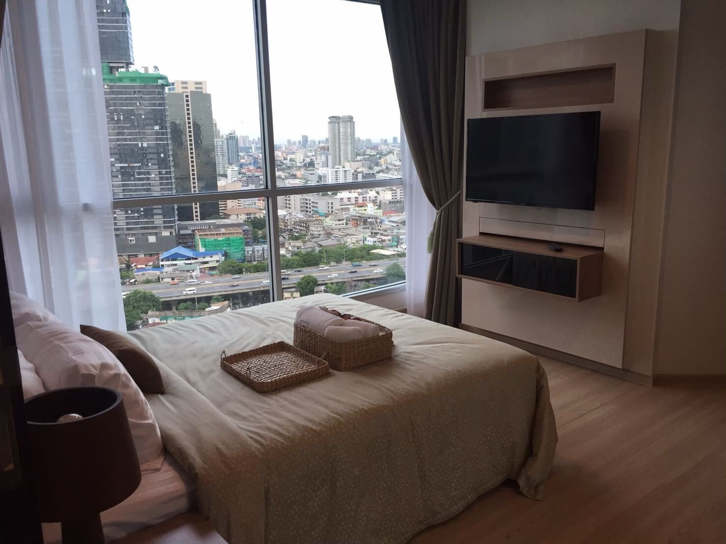 ให้เช่า Rhythm Sathorn