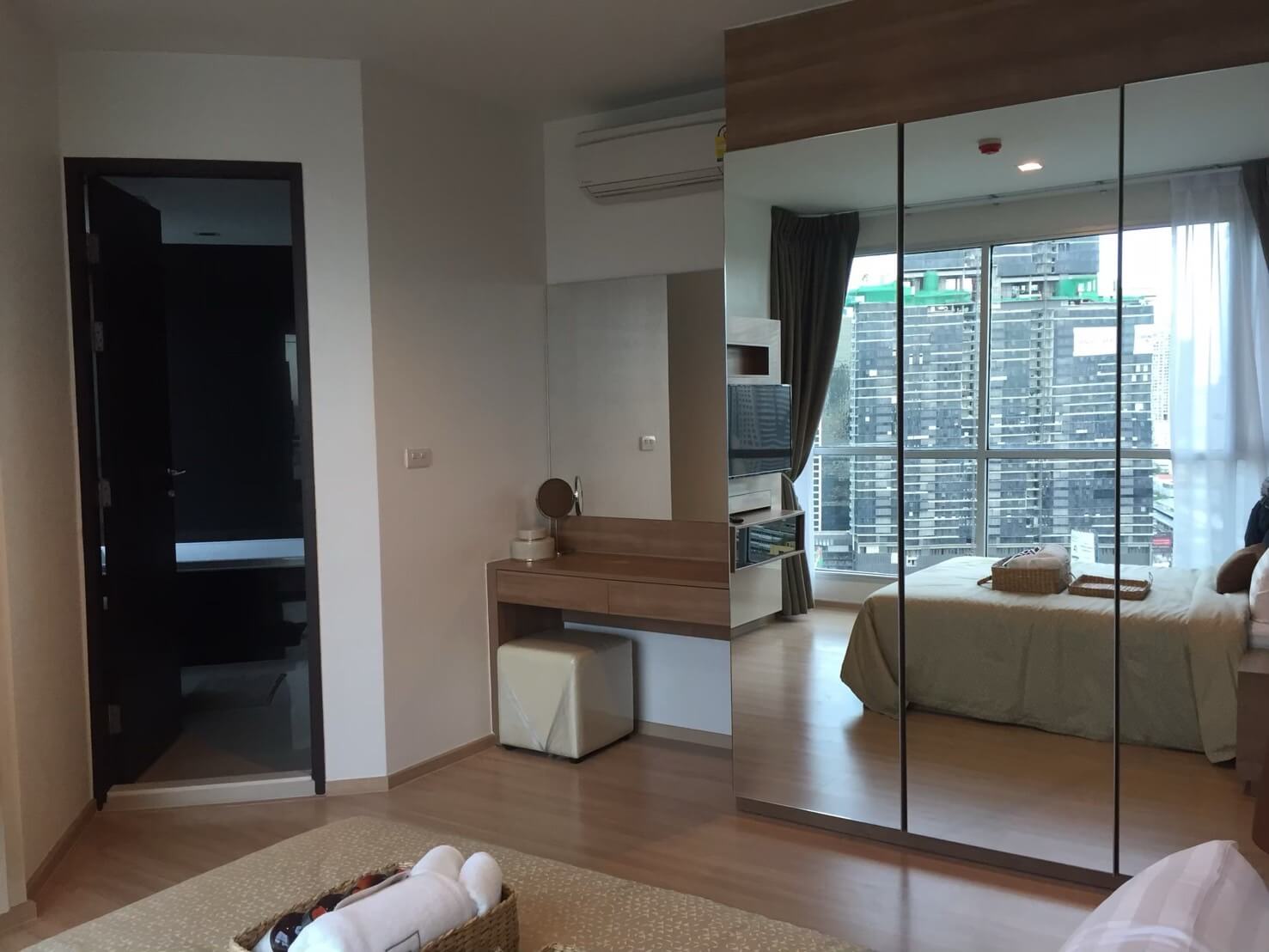 ให้เช่า Rhythm Sathorn