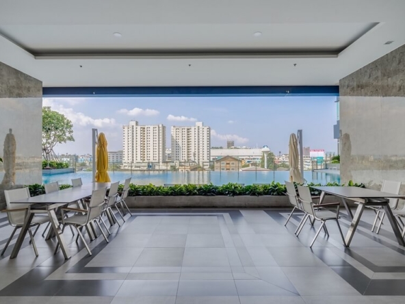 Metropolis Samrong