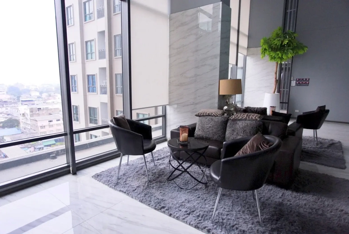 The Rich Sathorn-Taksin