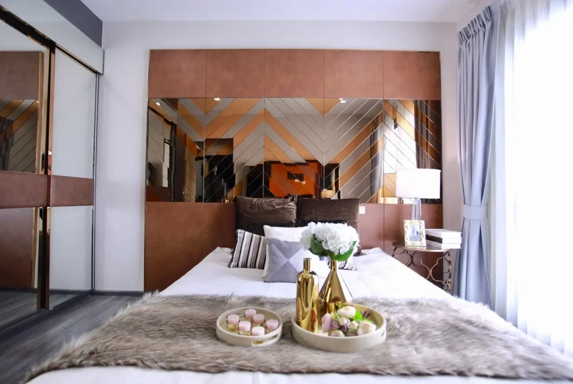 The Rich Sathorn-Taksin