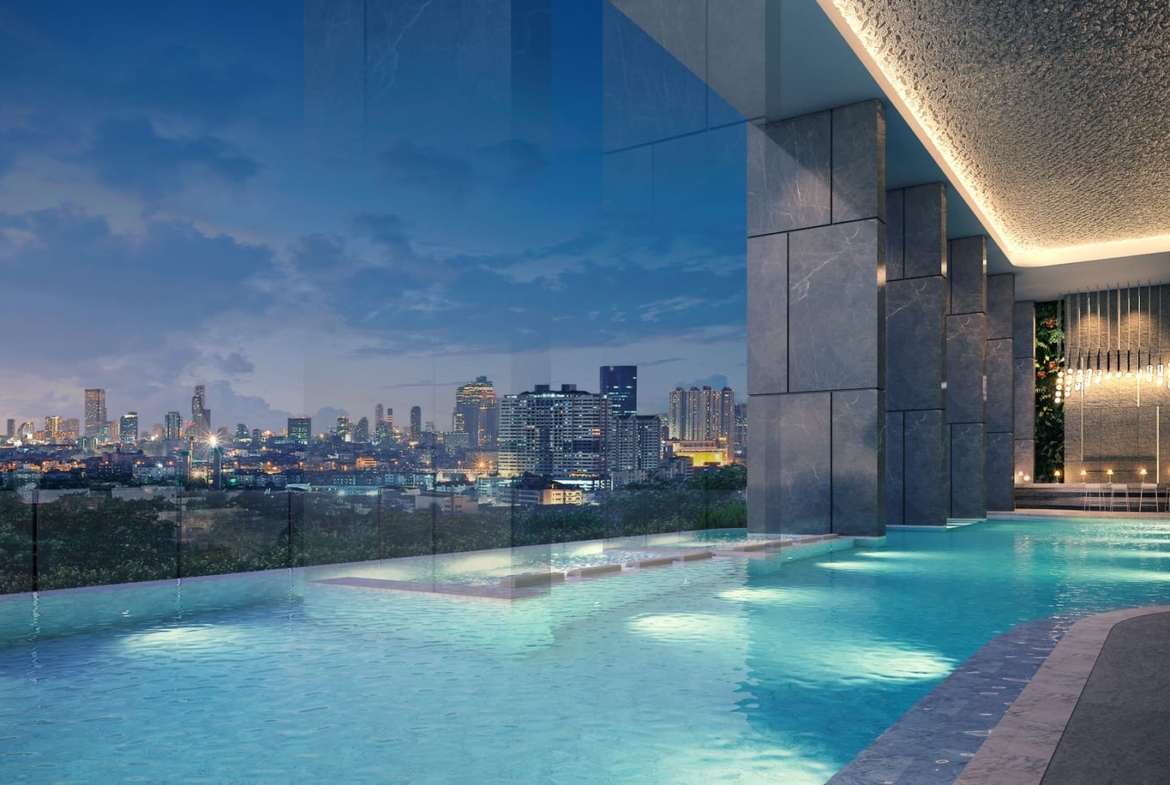 solace condo phahol pradipat